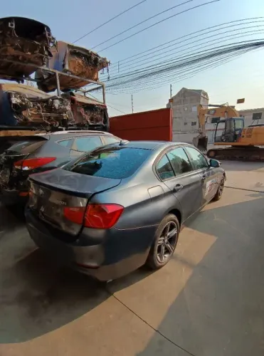 Sucata BMW 320i 2015 Disponível para retirada de peças