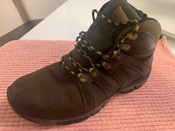 Bota Timberland tamanho 42/43