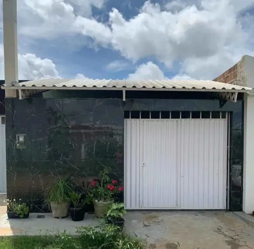 - Casa na Cidade Olímpica