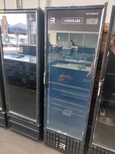 Cervejeira expositora 570 litros 9 caixas nova pronta entrega