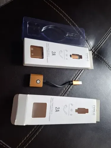 Adptador de fone P2 de ponta C e carregamento ponta C