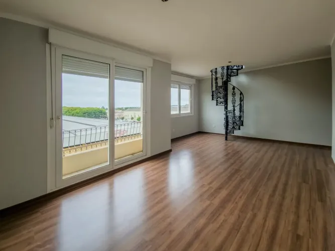 Cobertura à venda no Centro, Pelotas, RS, Condomínio Marechal de Ferro: 4 quartos(1 suíte)