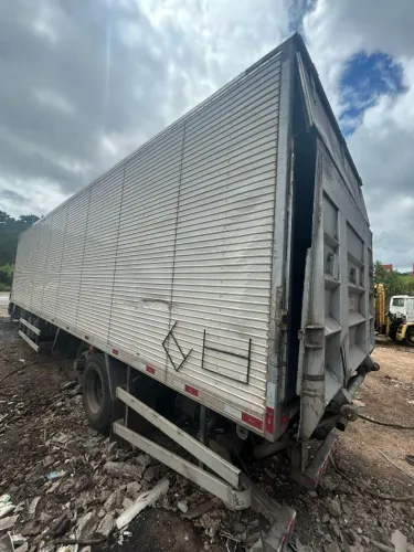 Bau Refrigerado Frigorífico Câmara Fria Truck Bitruck 10,8M sem Rampa