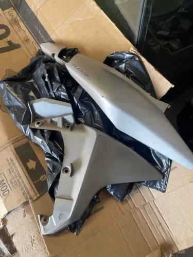 Rabeta e acabamento tanque xre 300