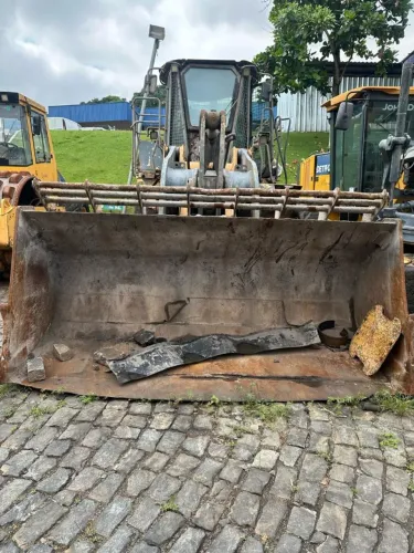 PA CARREGADEIRA JOHN DEERE 724 K - 2014