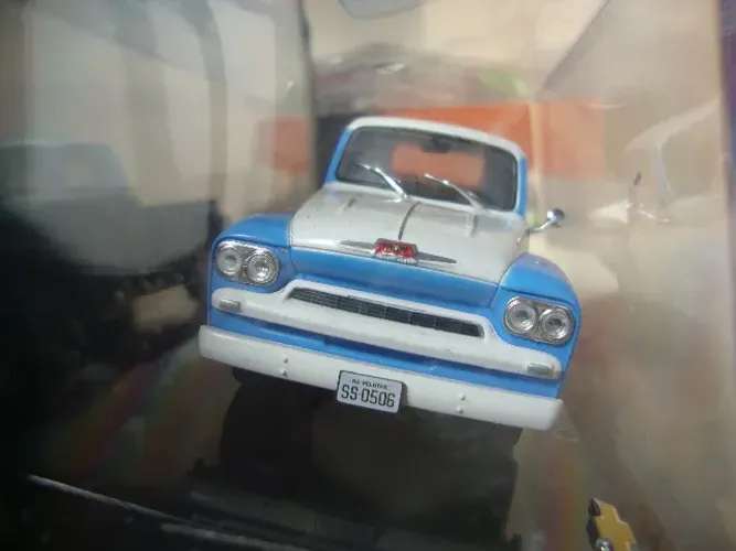 Miniatura Ixo - Salvat - Chevrolet - 3100 Picape 1964 - 1:43 - Importada, Lacrada