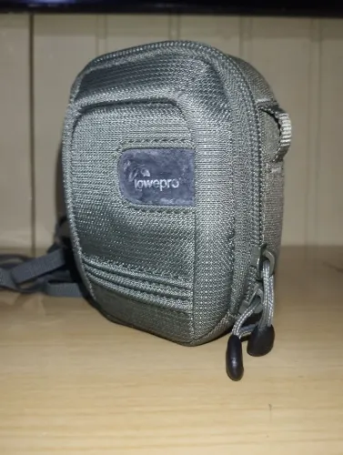 Estojo para camera Lowepro cor verde
