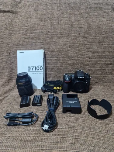 Nikon D7100 - lente 18-135 - 2 baterias