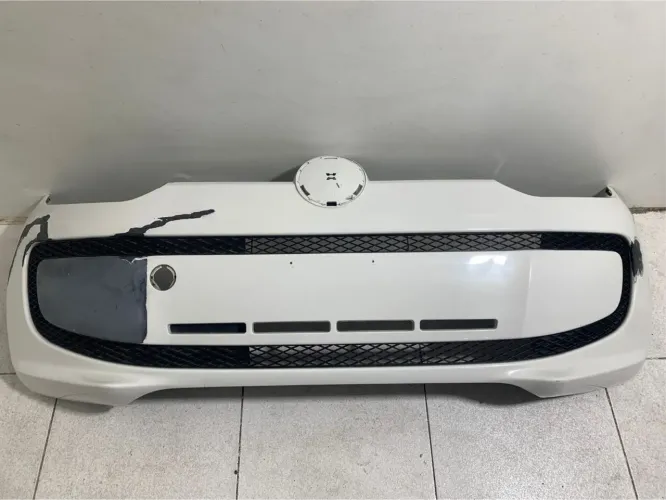 Parachoque dianteiro Volkswagen up 2014/2017