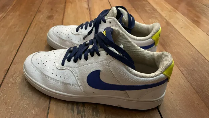 Tênis Nike Court Vision Low Azul e Amarelo