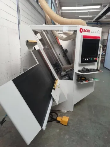 Centro de Furação marca SCM Modelo Cyflex F900