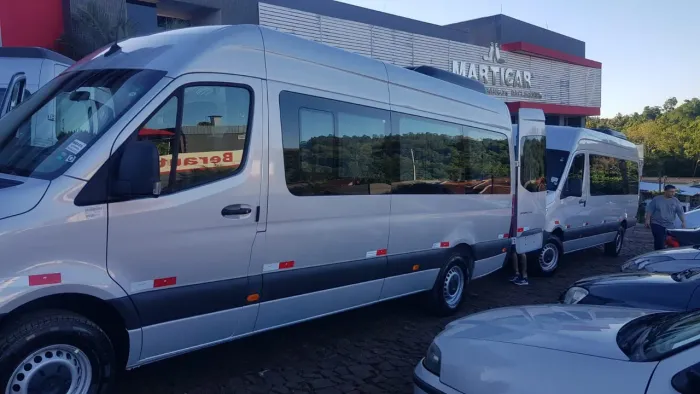 Mercedes-Benz Sprinter 416 Furgão Longo T.a. 2.2 Dies 2021