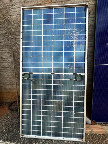 Painel Solar 545w bifacial trincado