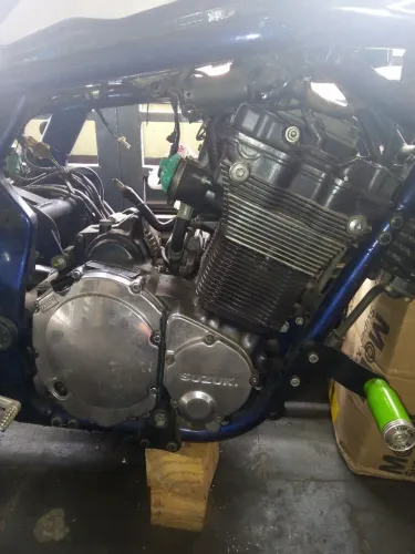 Sucata  da bandit 1200 