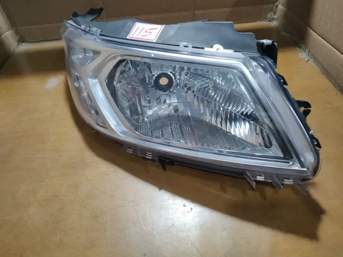 Farol direito cromado Onix Prisma 2013/2016 original novo com detalhe recuperado CD 115