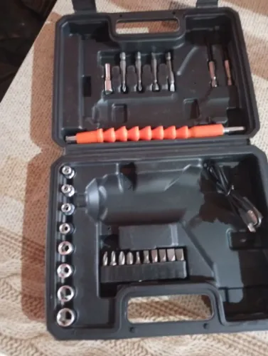 Parafusadeira a bateria 