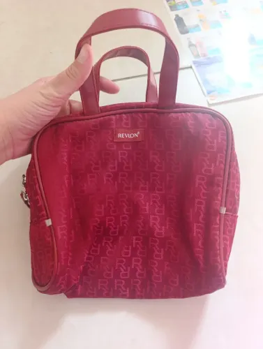 Bolsa com estojo