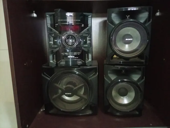 Som  residencial sony