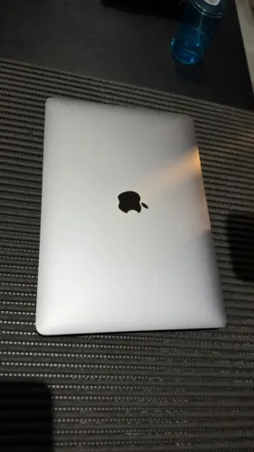 MacBook PRO M2