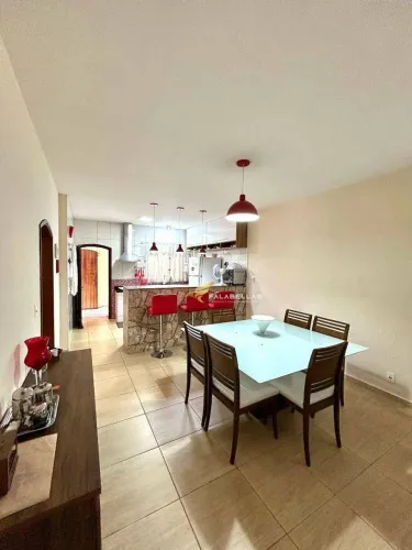 Casa com 3 dormitórios à venda, 325 m² por R$ 905.000,00 - Vila Josefina - Jundiaí/SP