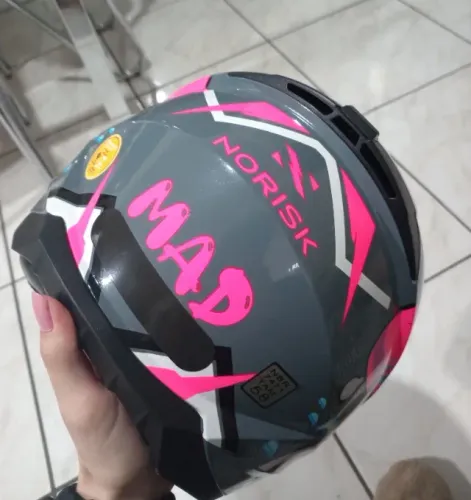 Capacete Norisk razor 