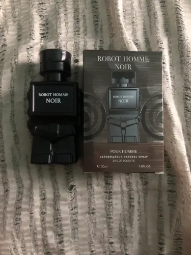 Vendo esse perfume Robot Homme Noir 