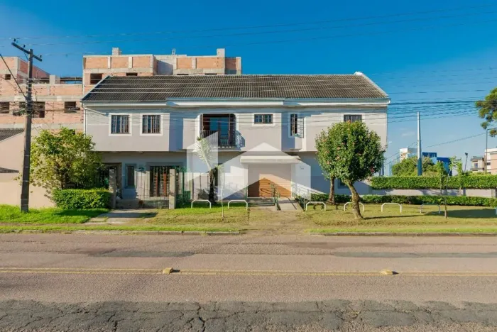 Comercial com 79.2 m², para alugar no bairro Cajuru.