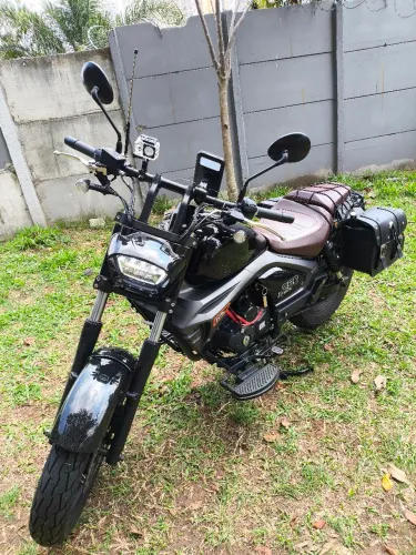 Shineray Iron 250 - A escolha perfeita para quem busca estilo, economia e conforto!