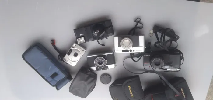 Câmeras fotográfica antigas.