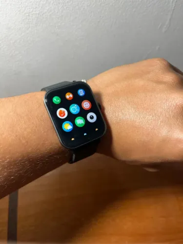 COLMI P81 - Smartwatch com Bluetooth 5.3 e Notificações