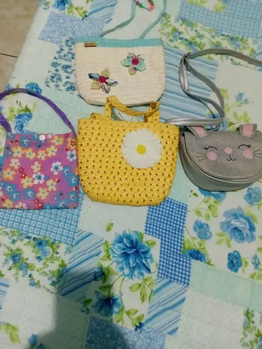 Bolsas de crianças, todas por 30,00