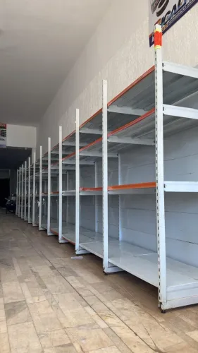 RACK COMERCIAL 10 METROS