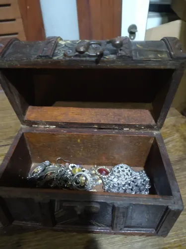 Miniatura de Baú Decorativo