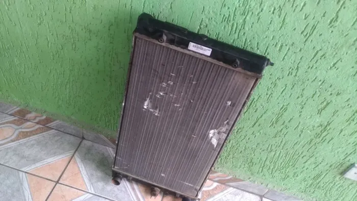Radiador Água VW Santana/Quantum Quadrado