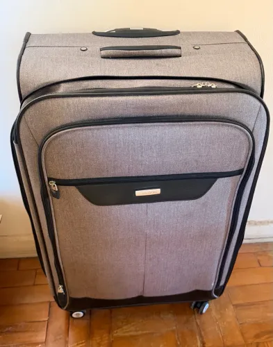 Mala grande Samsonite Seminova ( usada apenas 1 vez)