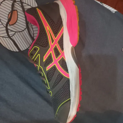 Tenis Asics estado de novo Número 39