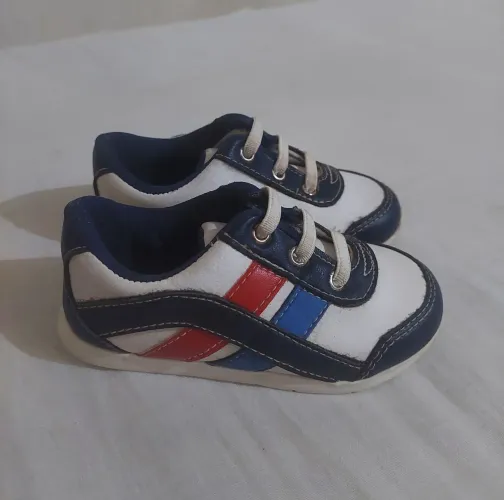 Tênis infantil