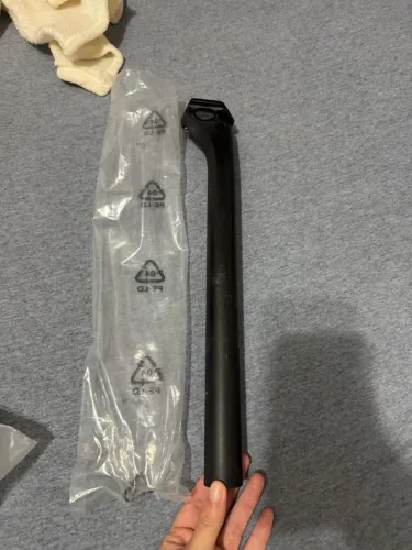 Canote de selim carbono 30.9 elitaone