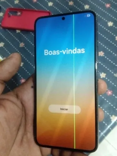 S22 126gb linha verde na tela