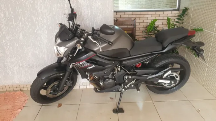 Vendo moto XJ6 yamaha 