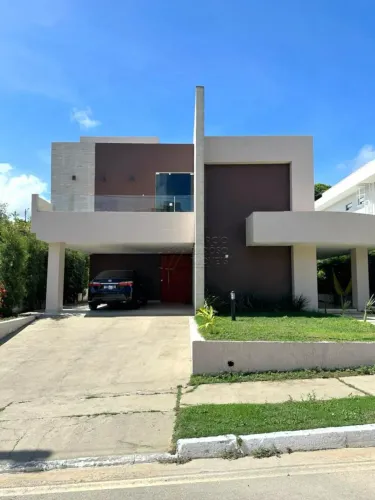 Casa com 4 Suítes e Área de Lazer com Piscina à venda no Condomínio Atlantis