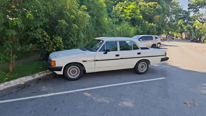 Chevrolet Opala Comodoro/comod. SLE 4.1/2.5 1990