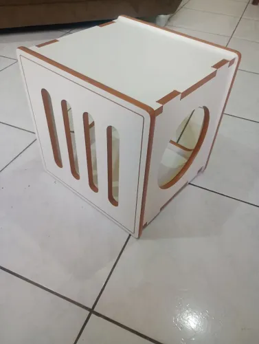 Vendo caixa sagu branca para gatos e outros pets