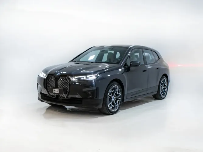 BMW IX 2 Xdrive 30 M Sport (elétrico) 2023