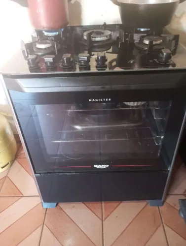 Fogão Dako cinco bocas , mesa de vidro