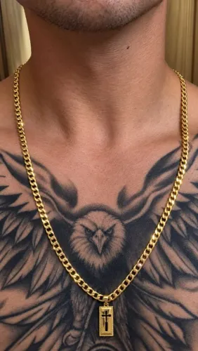 Corrente de ouro com pingente
