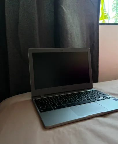 Chromebook Samsung Conservado - Ideal para Estudos e Trabalho