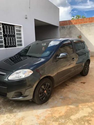 Fiat Palio Essence 1.6 Flex 16V 5P 2014