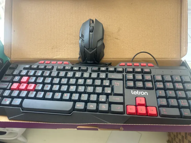 Vendo Novo teclado ? preto com vermelho e gemer é mouse gamer