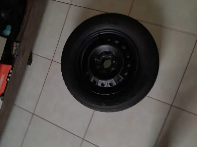 step do uno pneu Goodyear 165/70 13